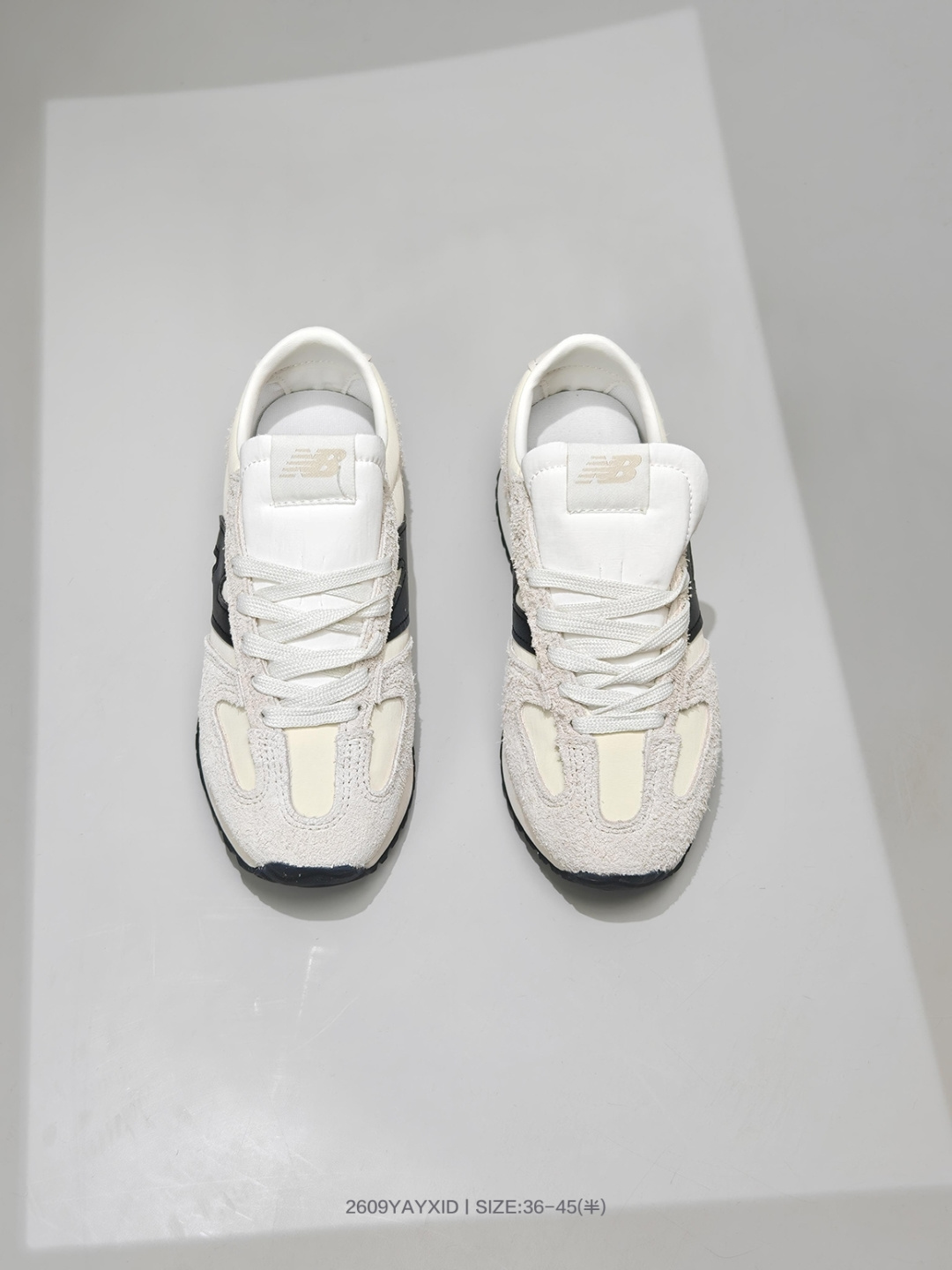 New Balance 471 Retro Runner — Cream / Black view 5