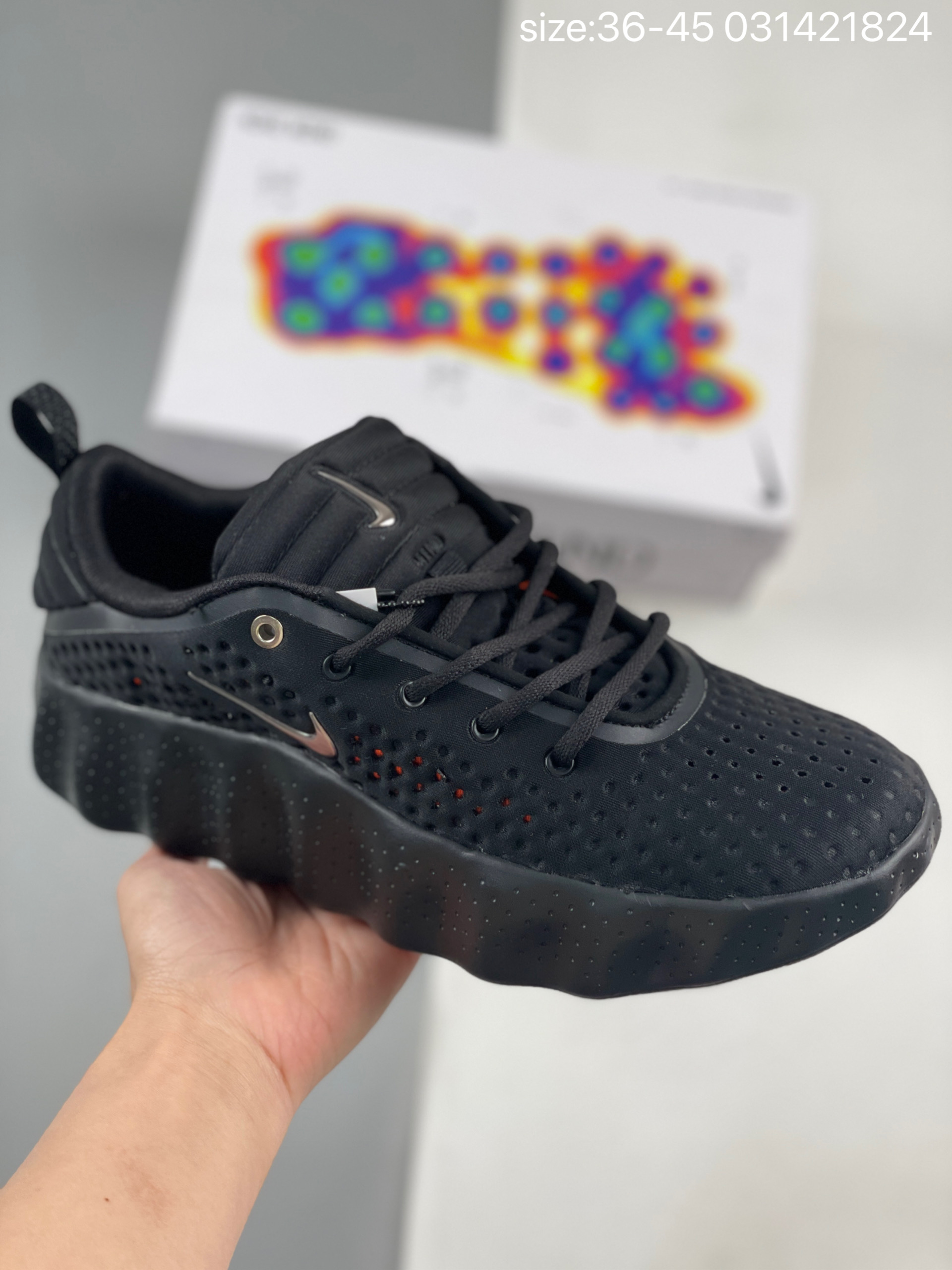 Nike Mind 002 — Black view 1
