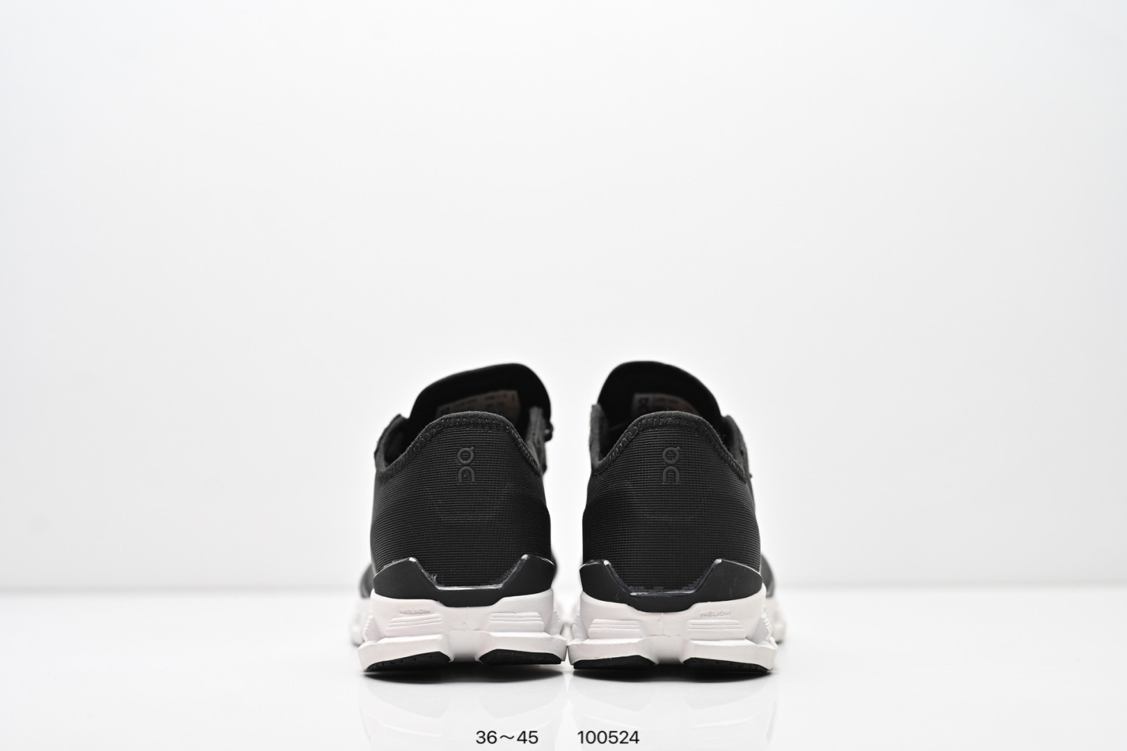 On Cloud X4 AD — Black / White view 7